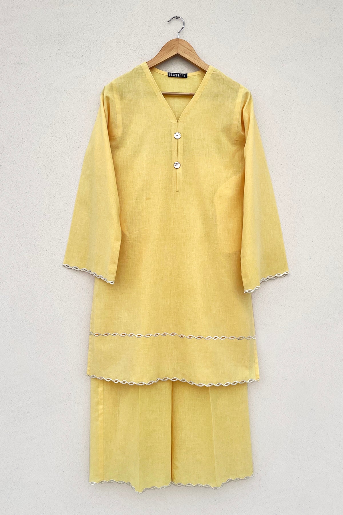 Yellow Scalloped Set
